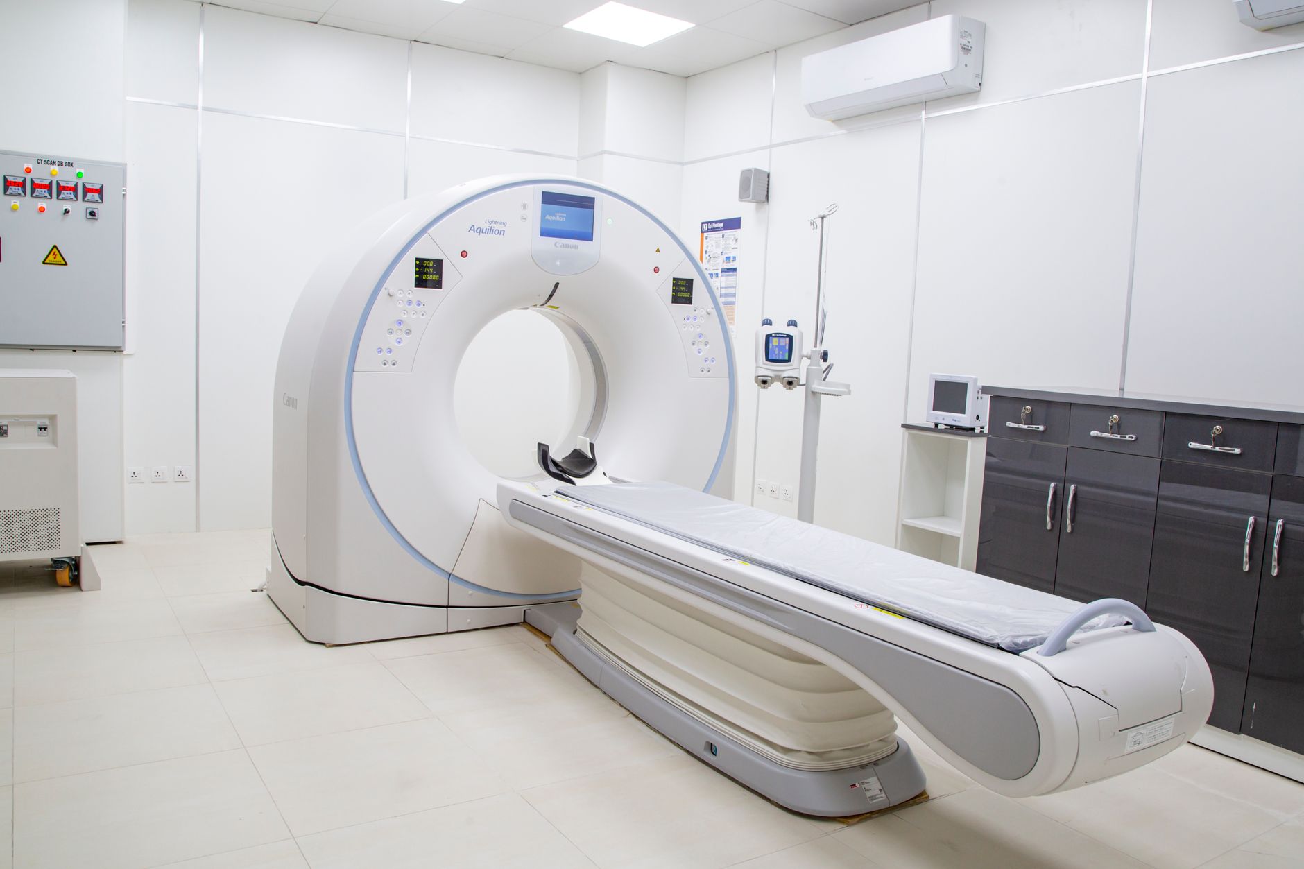 Salle d imagerie IRM dans un hôpital moderne